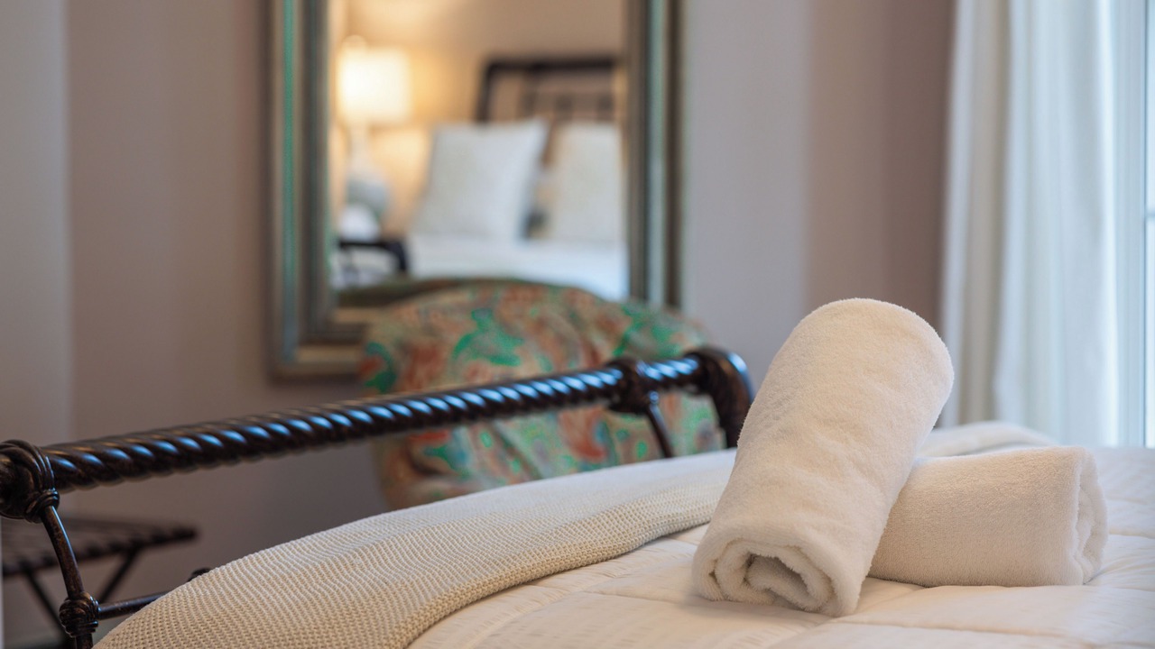Photo of Bedroom in Downtown Niagara Falls