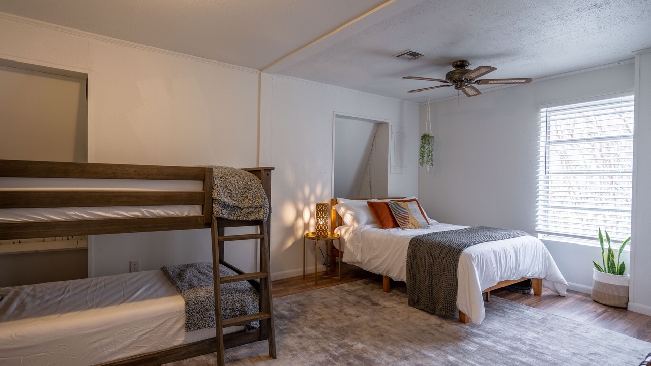 Photo of Bedroom in Opelousas