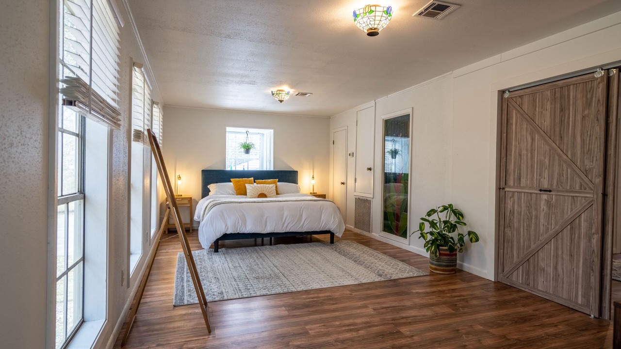 Photo of Bedroom in Opelousas