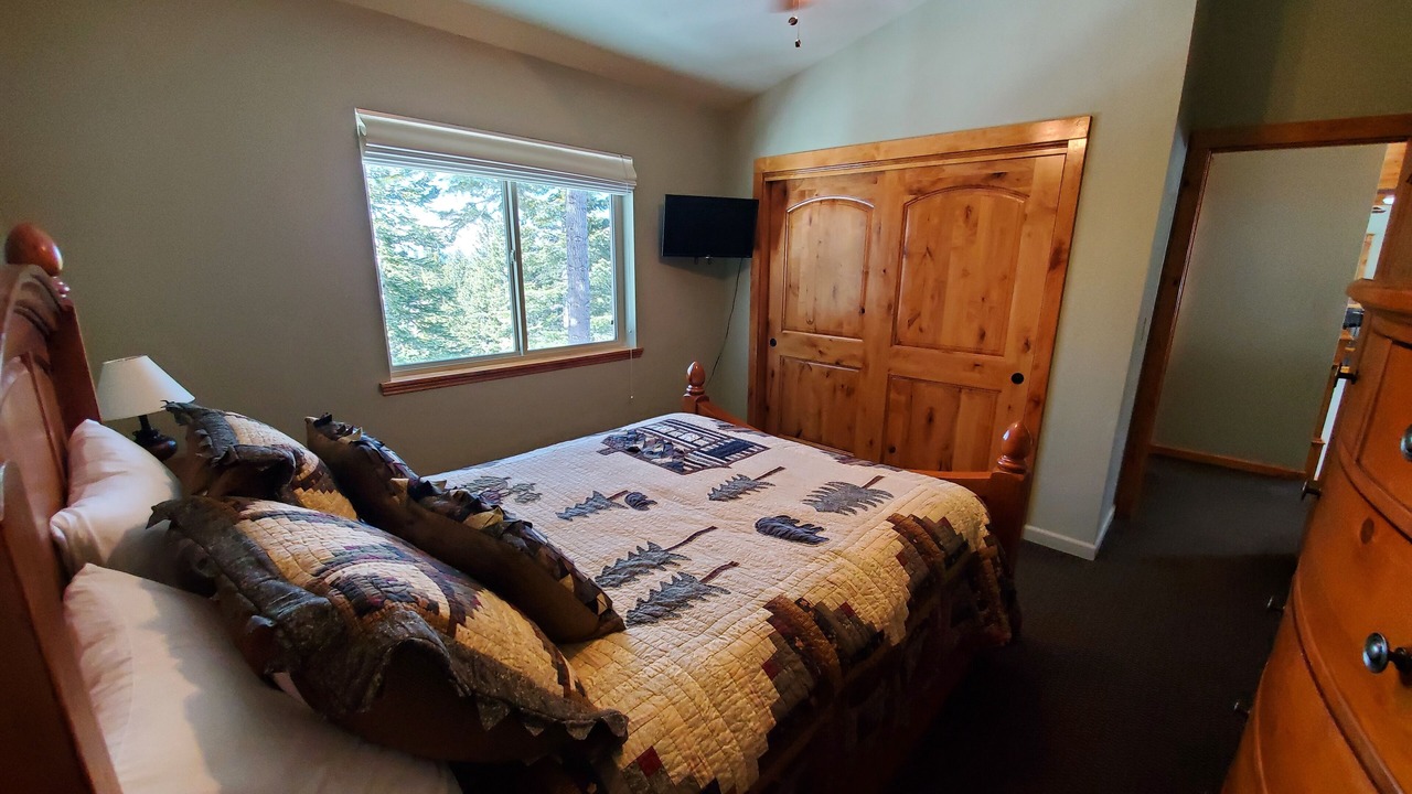 Photo of Bedroom in Montgomery Estates