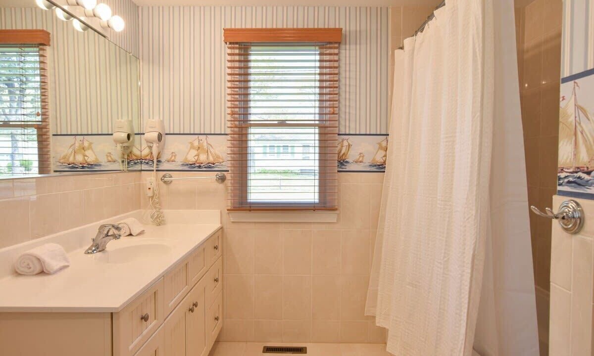 Photo of Others in West Yarmouth