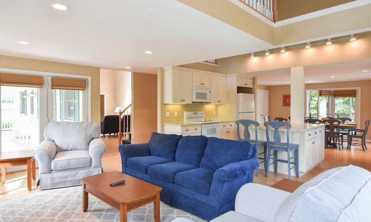 Photo of Others in West Yarmouth