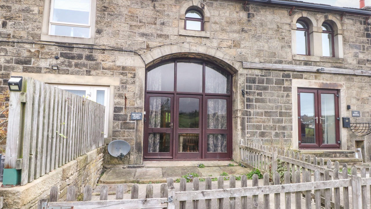 Photo of Outdoor in Oakworth