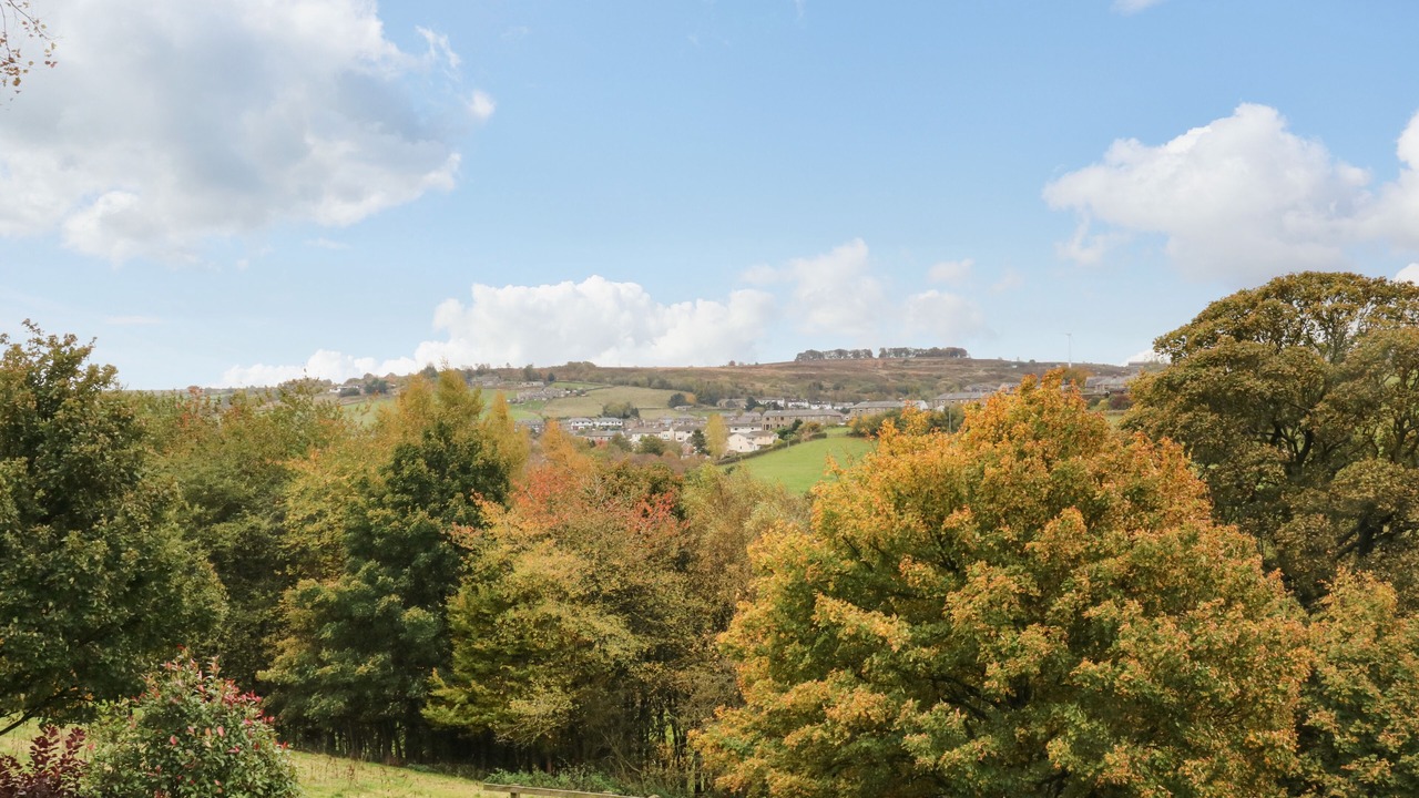 Photo of Others in Oakworth