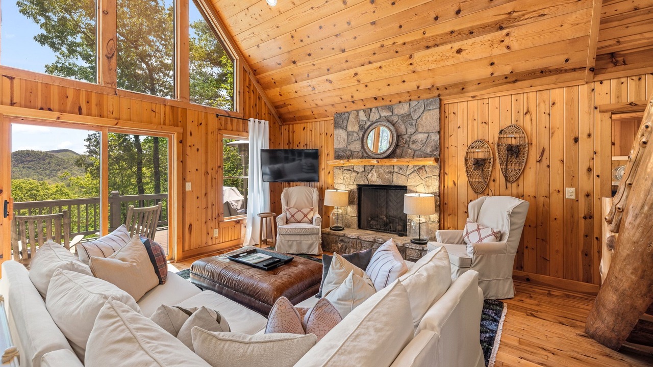 Photo of Livingroom in Clayton