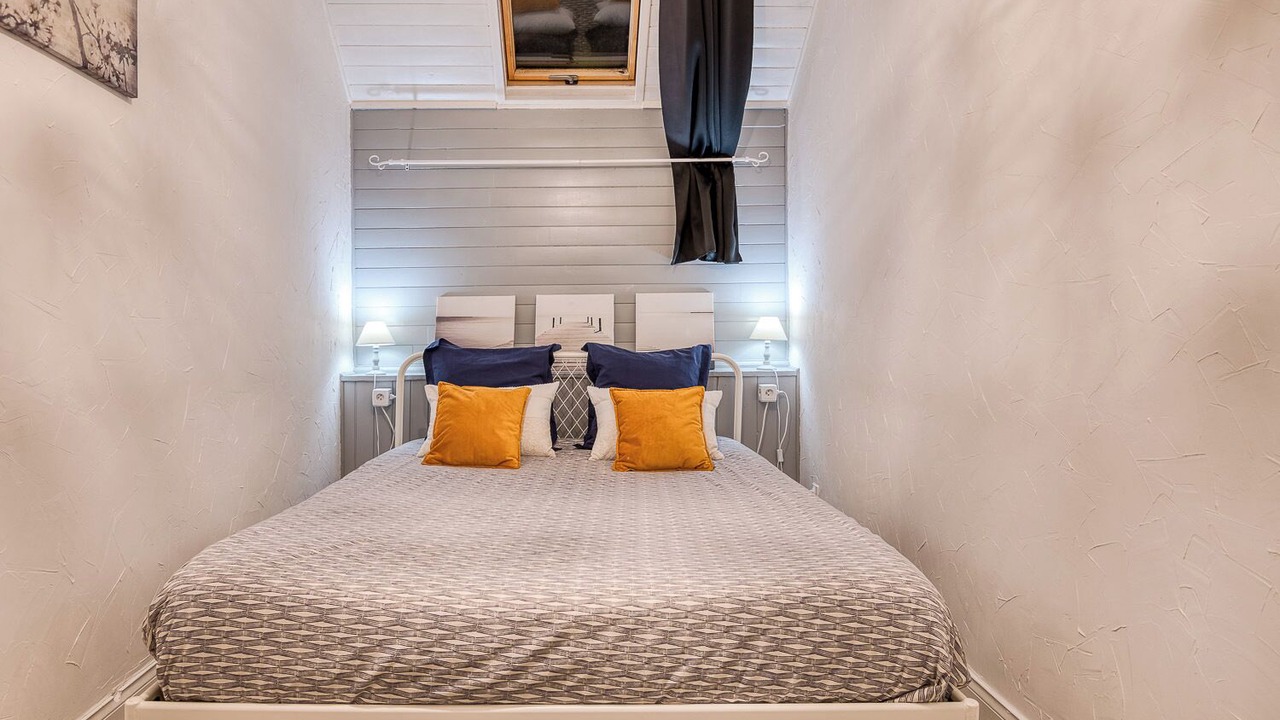 Photo of Bedroom in Bord-Saint-Georges