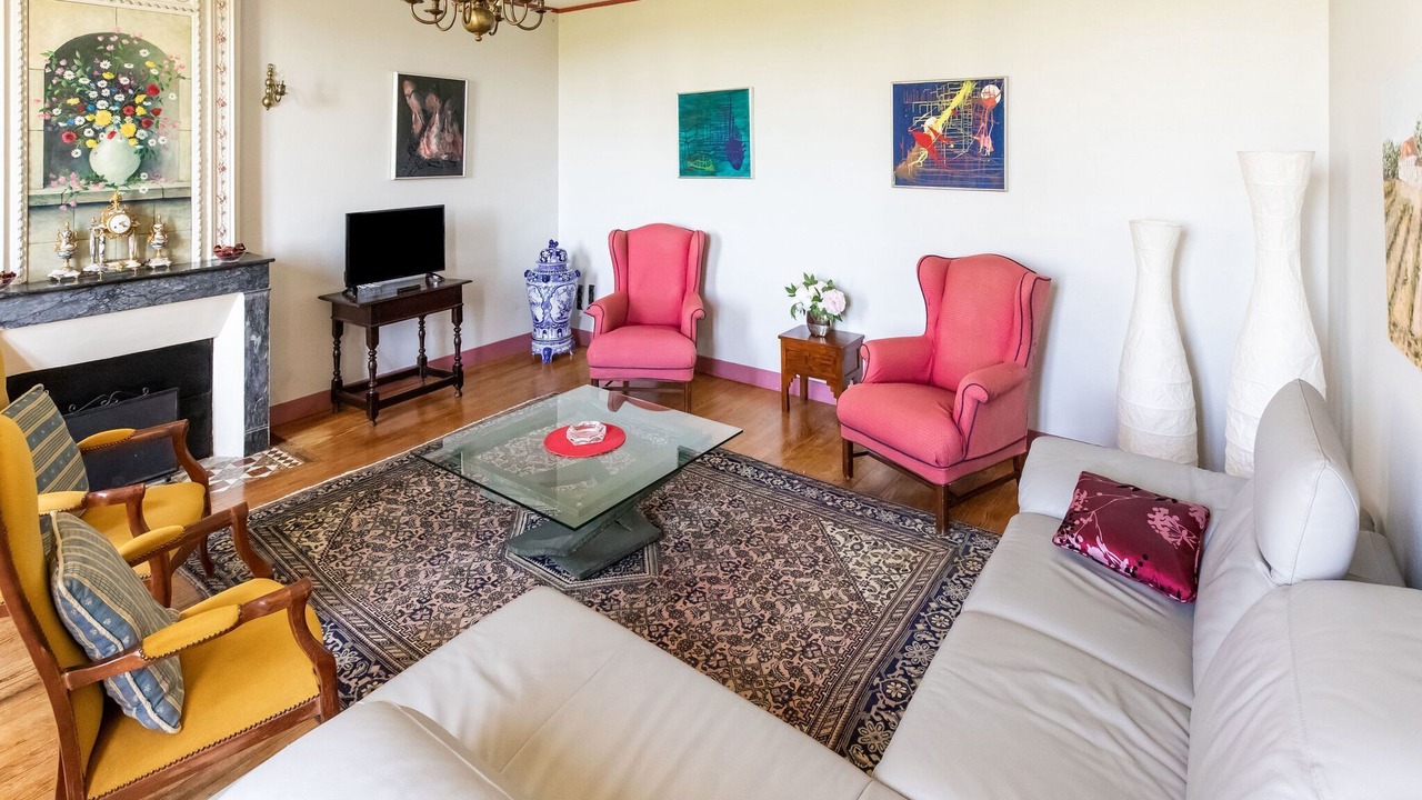 Photo of Livingroom in Cezac