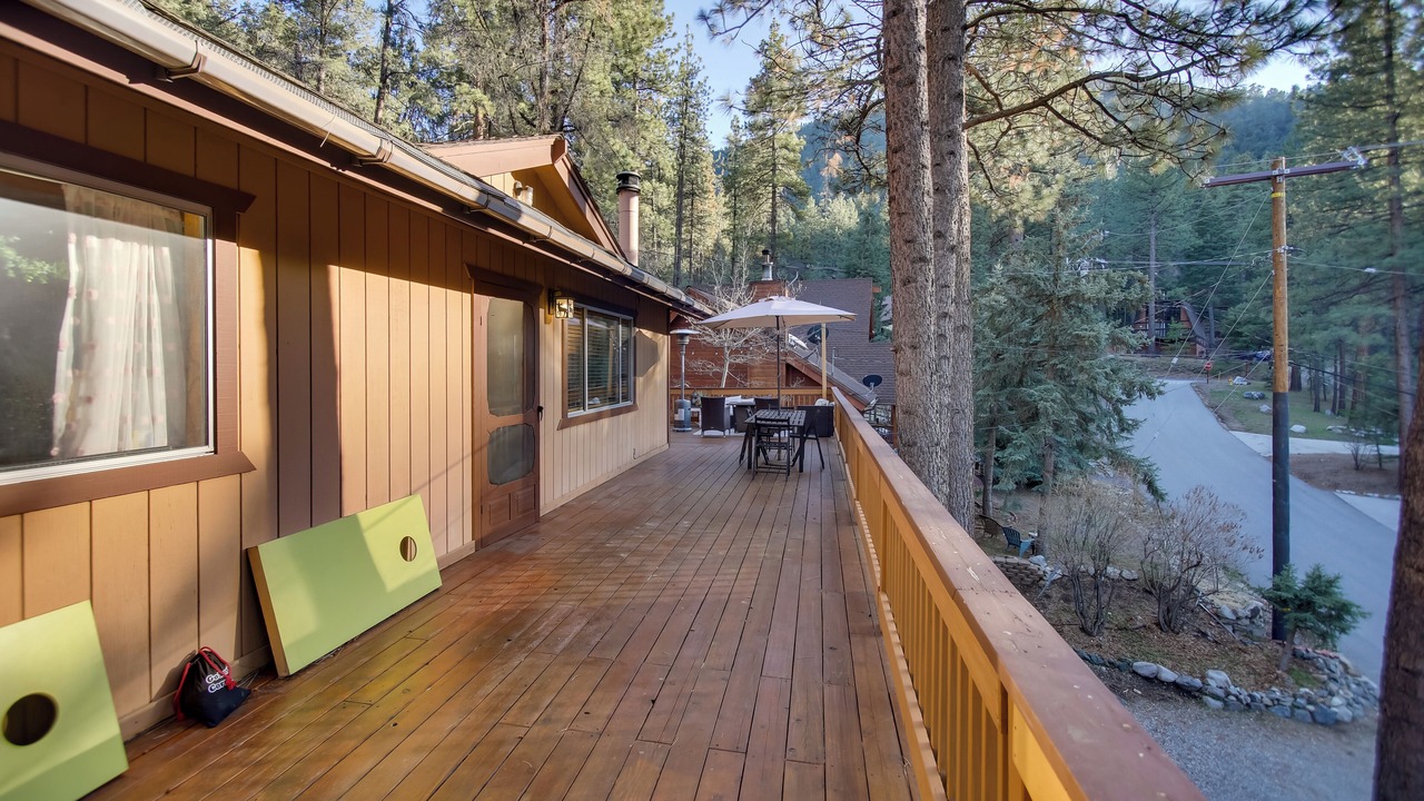 Photo of Patio Balcony in Pine Mountain Club