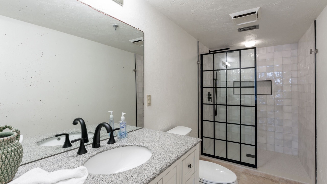 Photo of Bathroom in Ormond-by-the-Sea