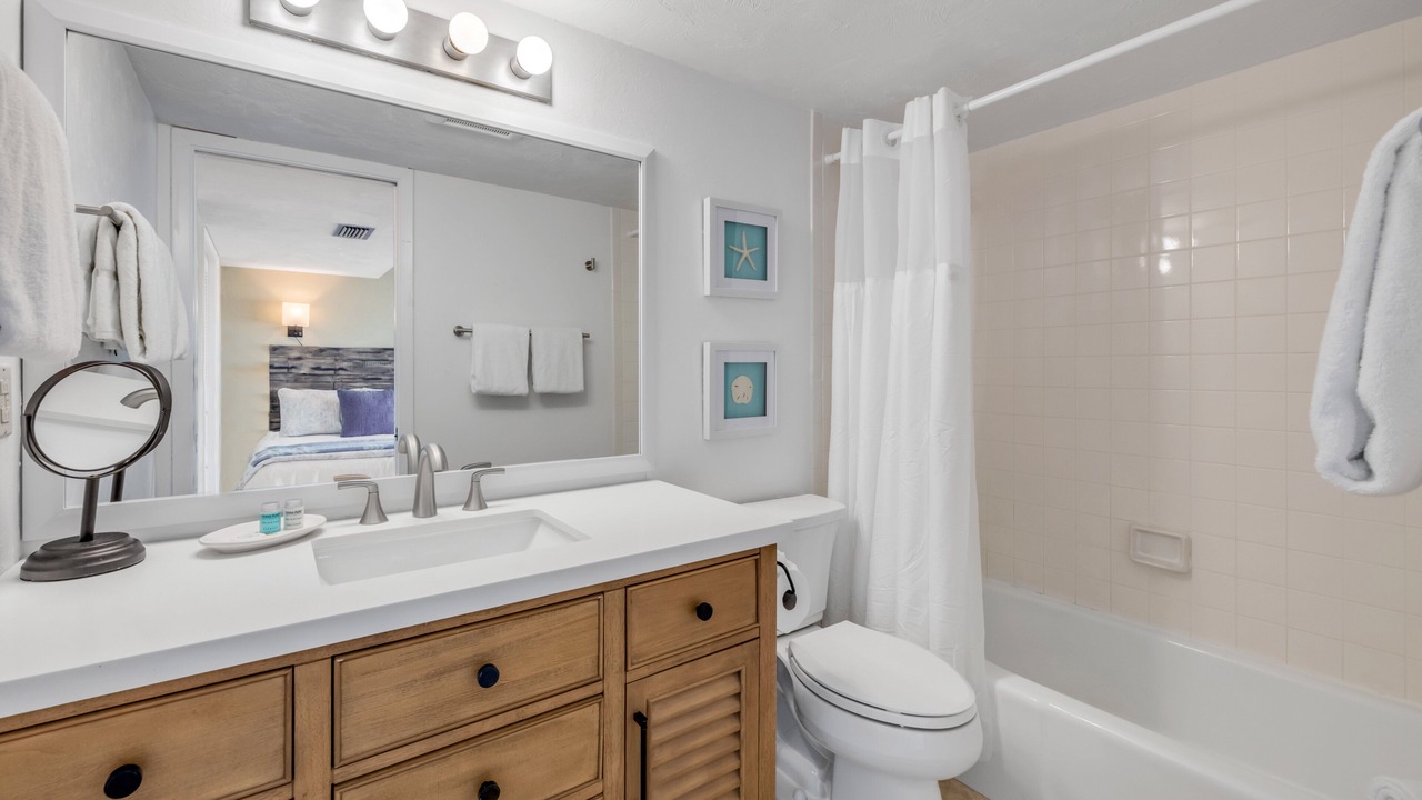 Photo of Bathroom in Ormond-by-the-Sea