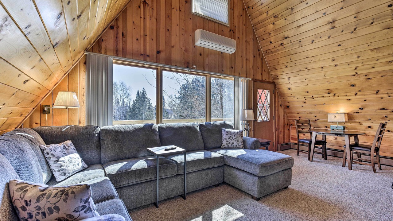Photo of Livingroom in Butternut