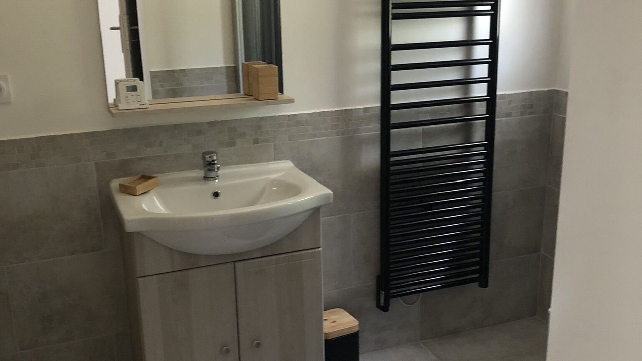 Photo of Bathroom in Beaulieu