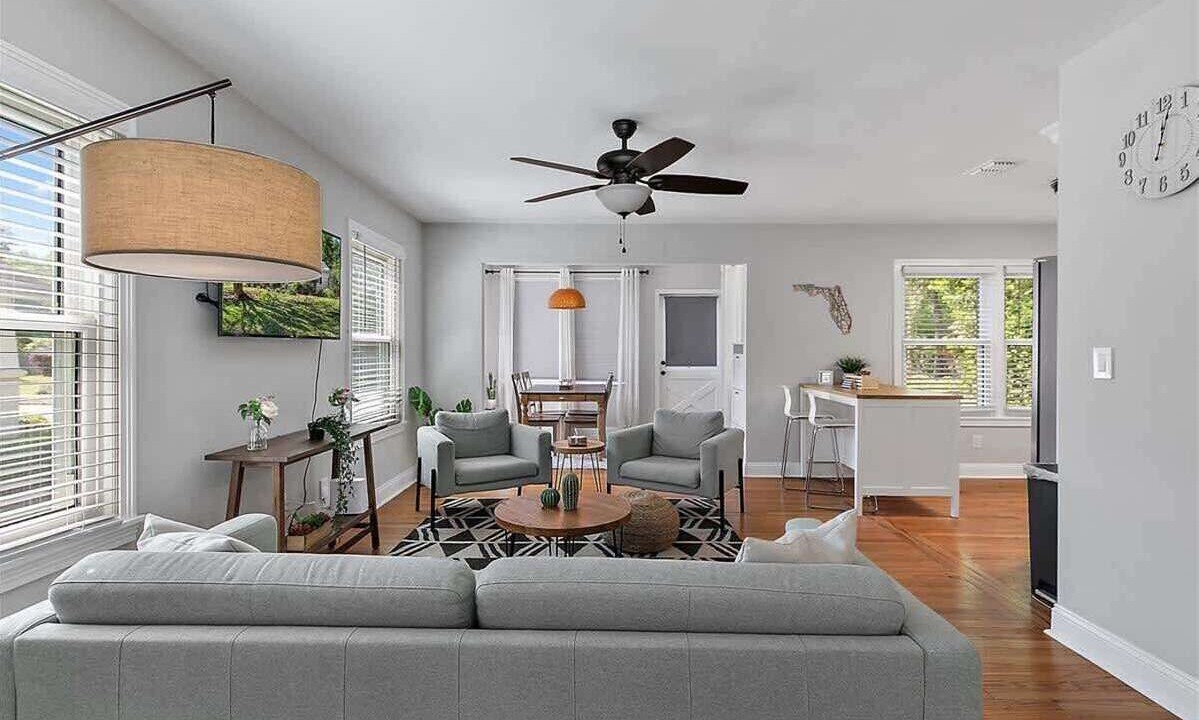 Photo of Livingroom in Avondale