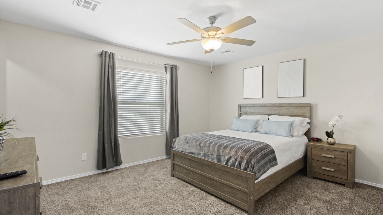 Photo of Bedroom in Biggs Field
