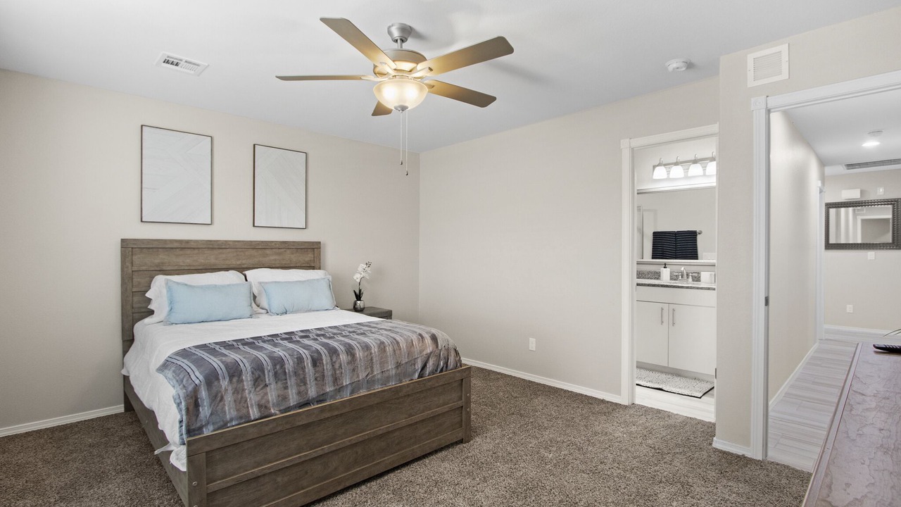 Photo of Bedroom in Biggs Field