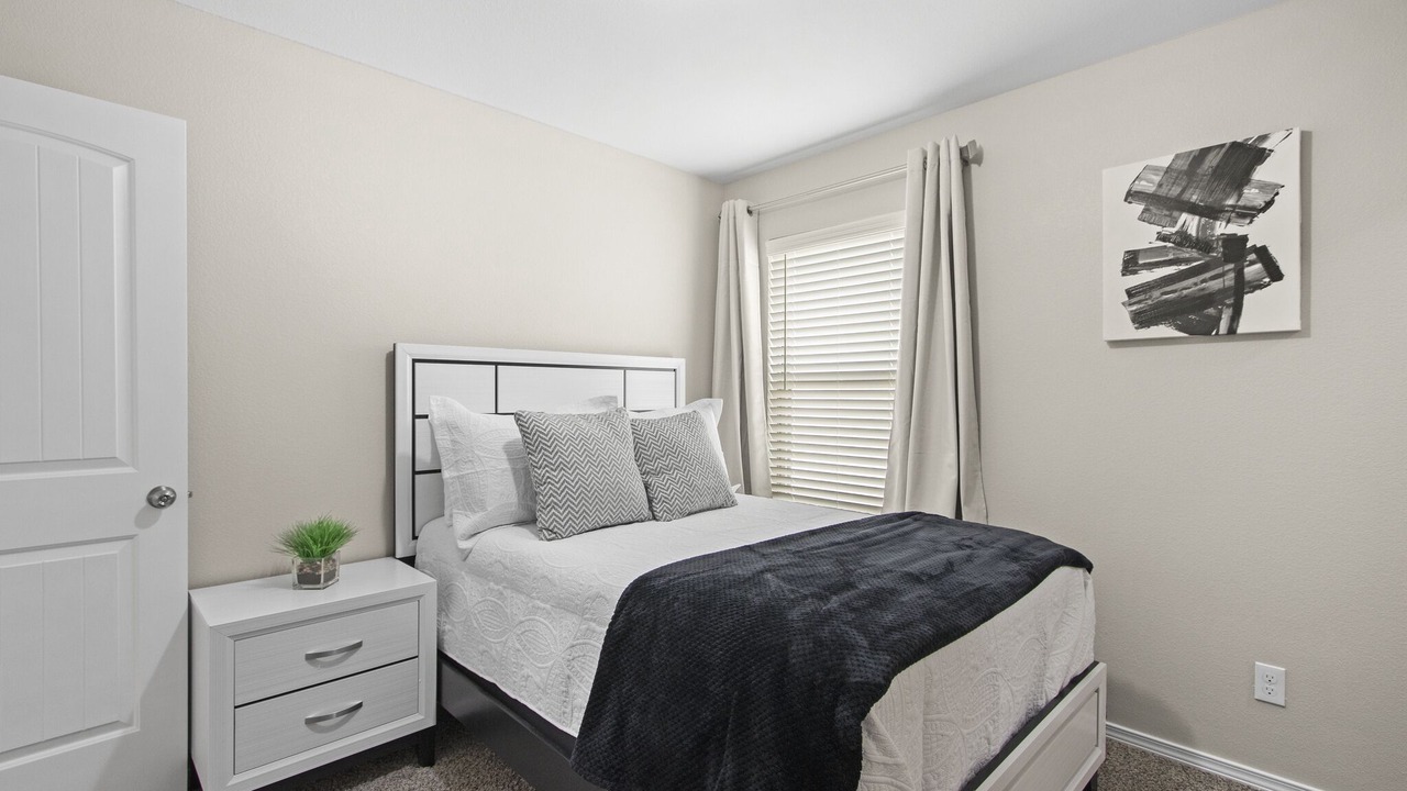 Photo of Bedroom in Biggs Field