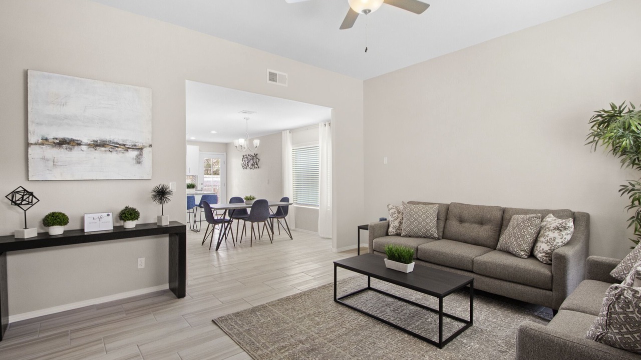 Photo of Livingroom in Biggs Field