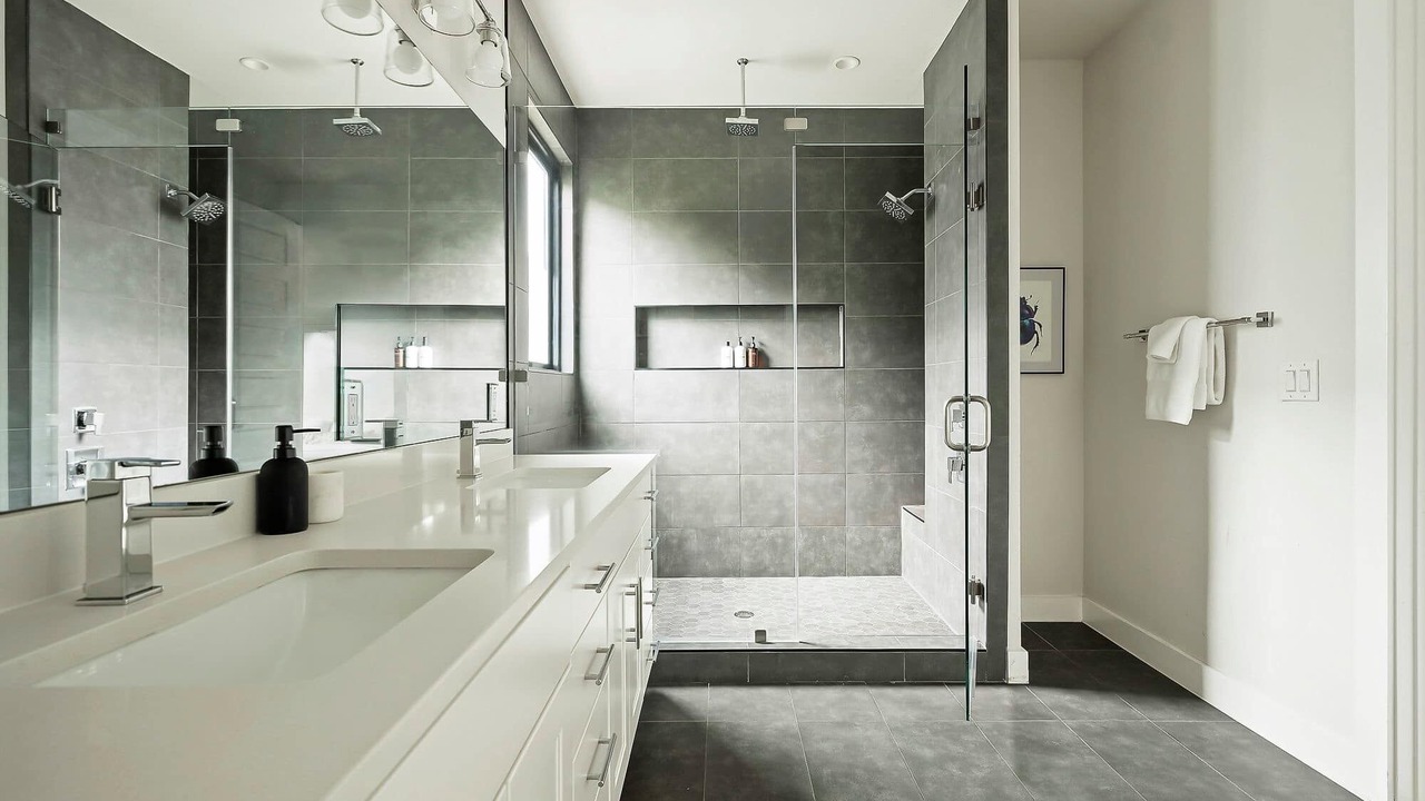 Photo of Bathroom in Chestnut