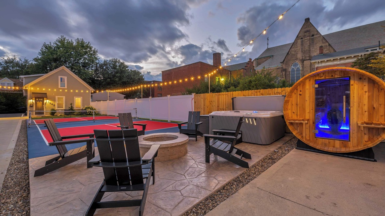 Photo of Patio Balcony in Detroit - Shoreway