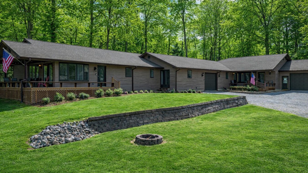 Photo of Others in Gilbertsville