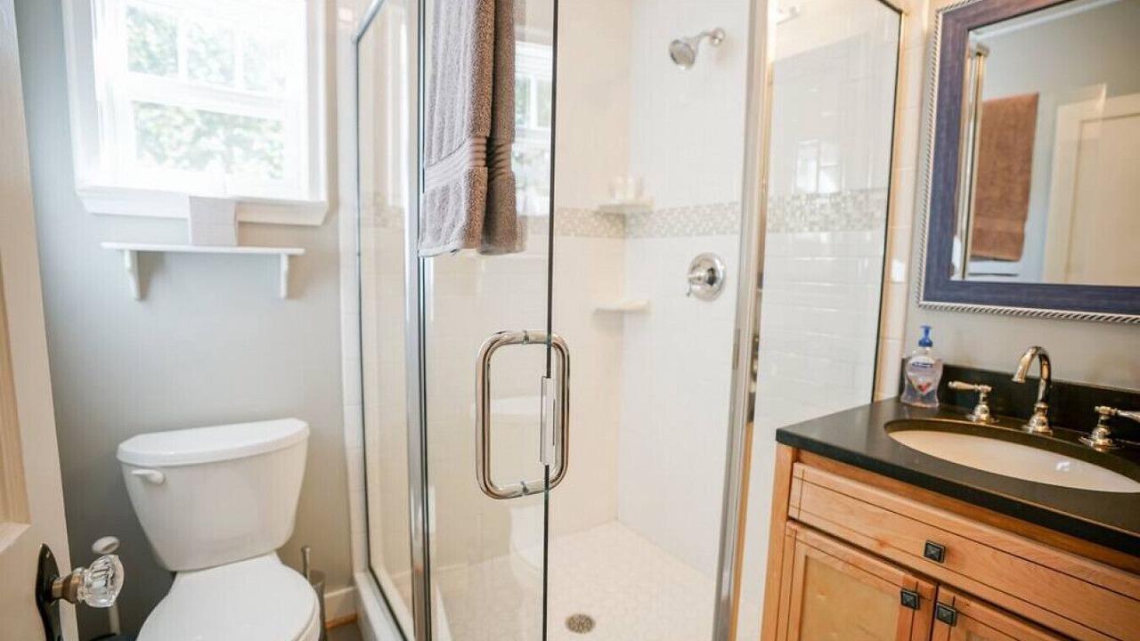 Photo of Bathroom in Northside