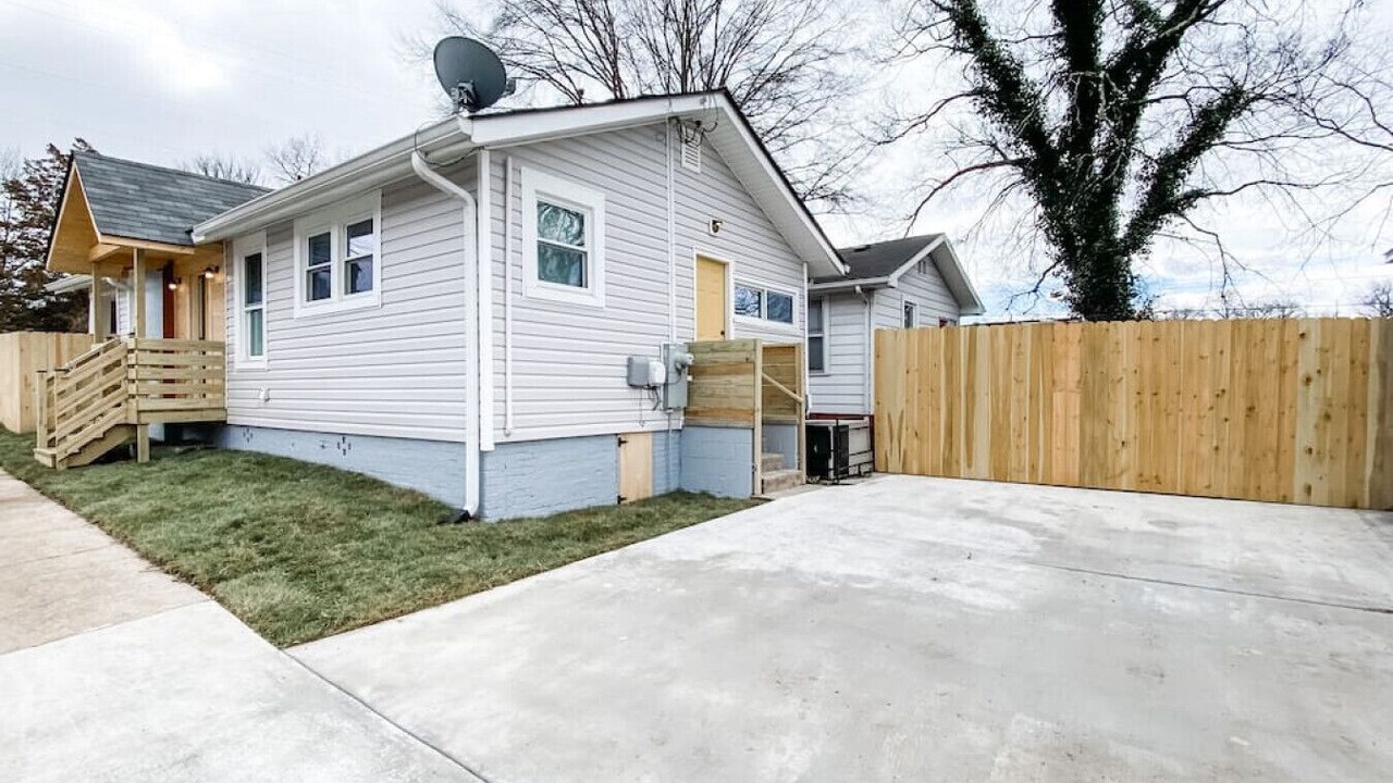 Photo of Outdoor in Orchard Knob