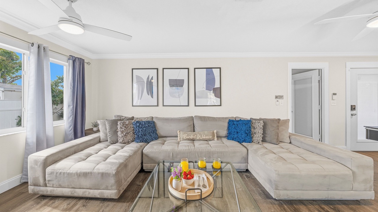 Photo of Livingroom in Tampa Shores