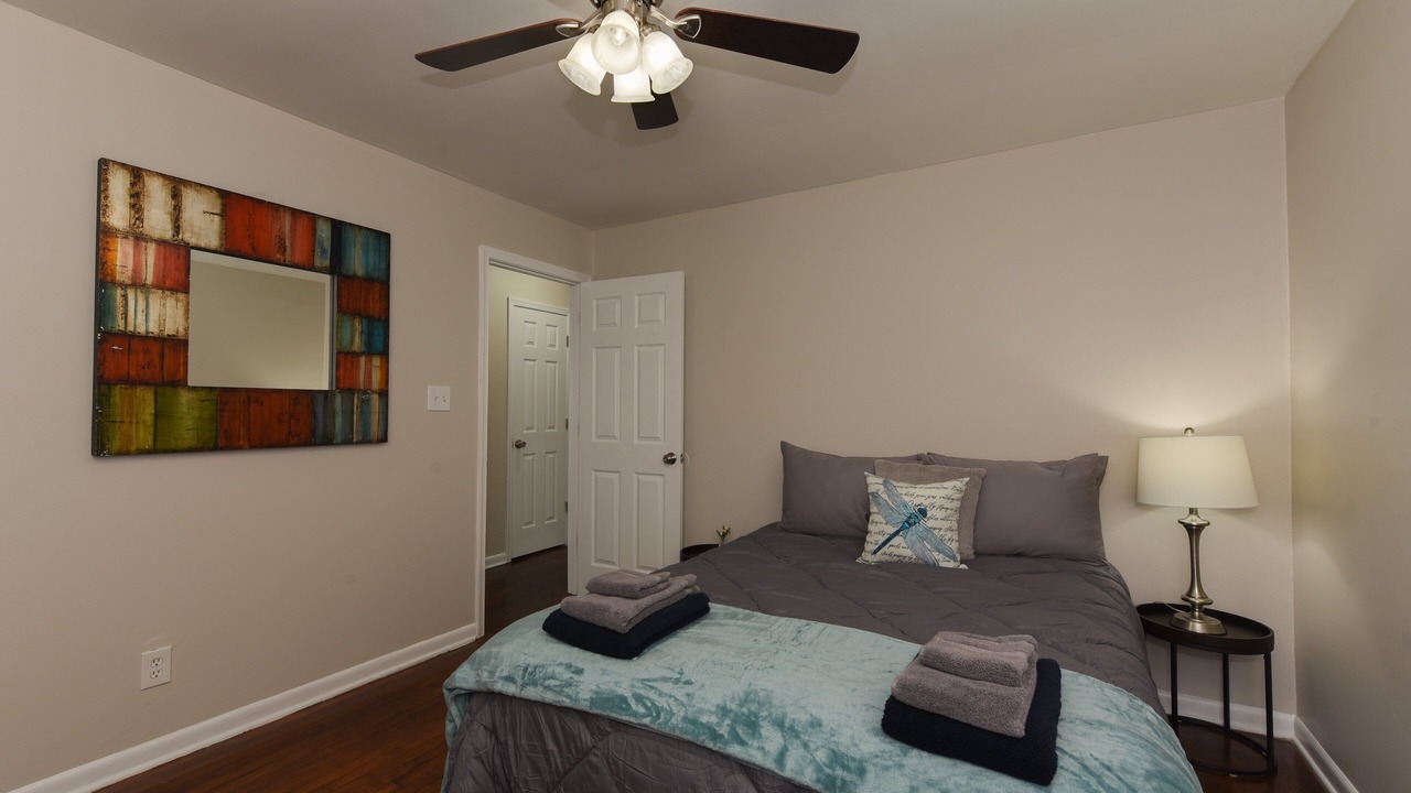 Photo of Bedroom in Buckroe Beach