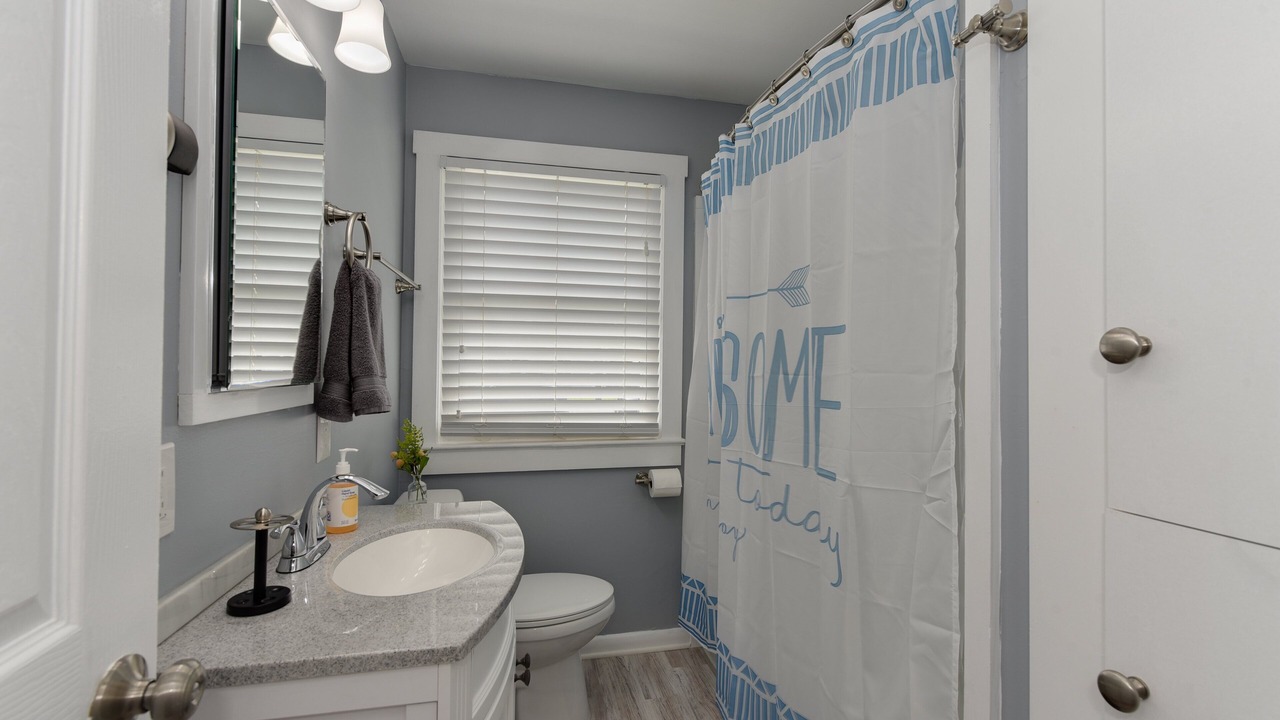 Photo of Bathroom in Buckroe Beach