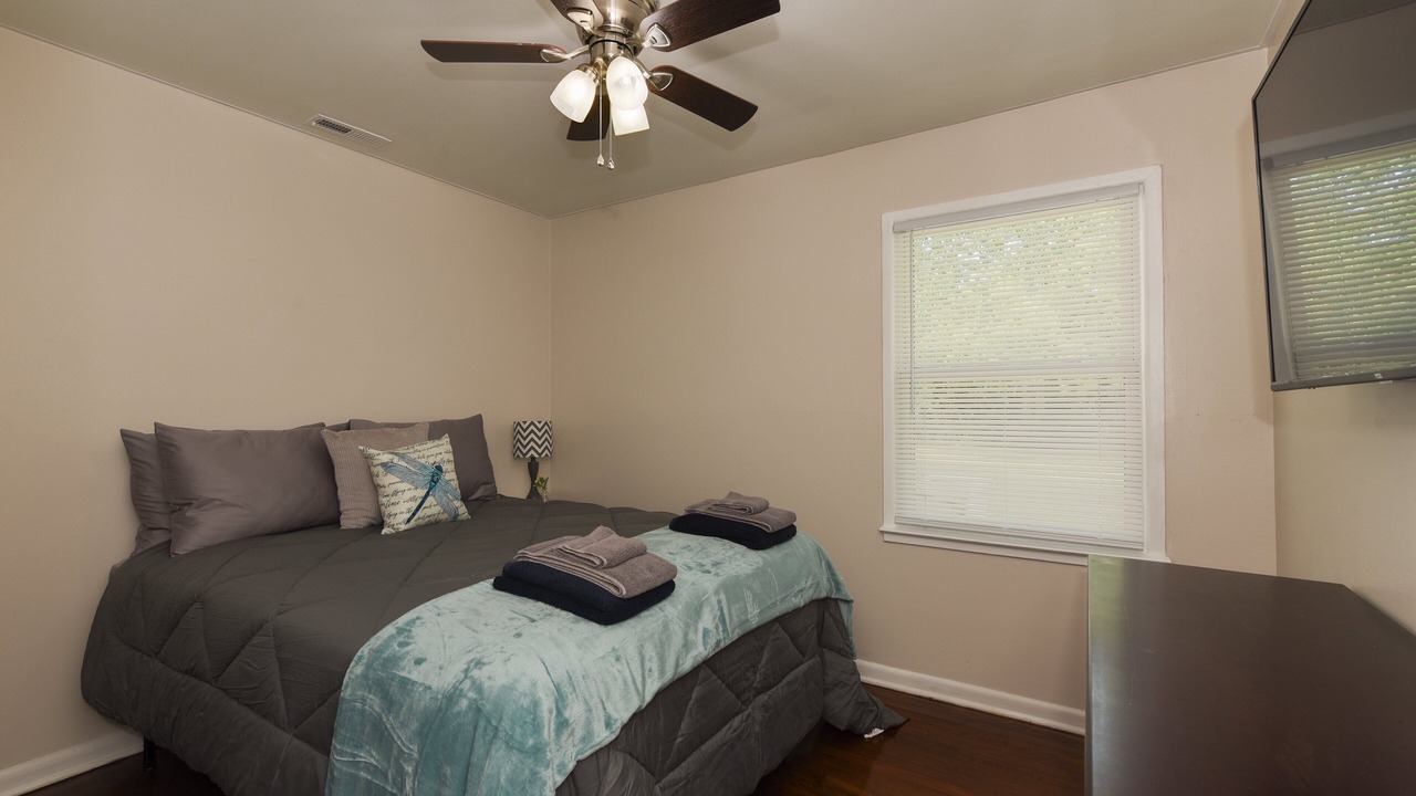 Photo of Bedroom in Buckroe Beach