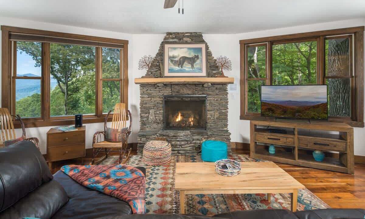 Photo of Livingroom in Apple Ridge