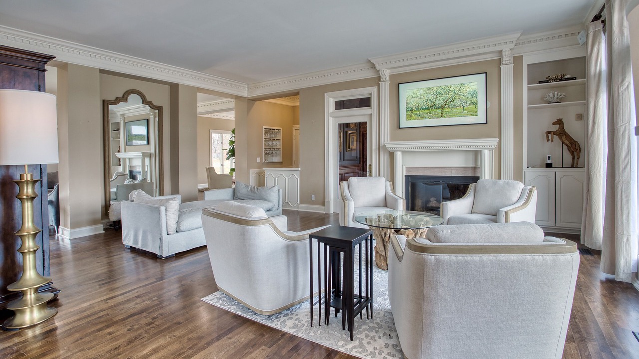Photo of Livingroom in Broken Arrow