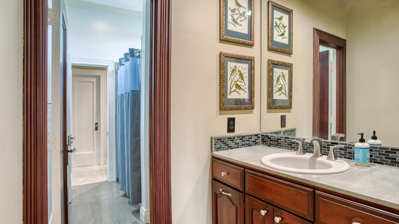 Photo of Bathroom in Broken Arrow