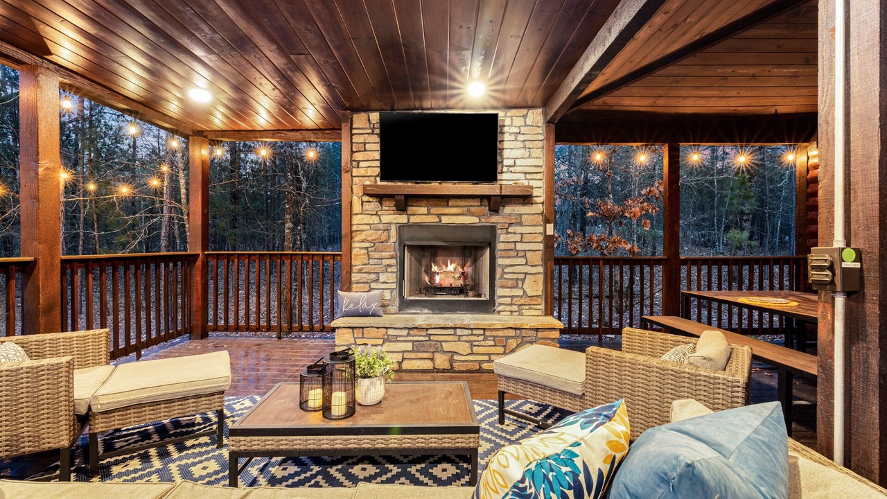 Photo of Bedroom in Hochatown