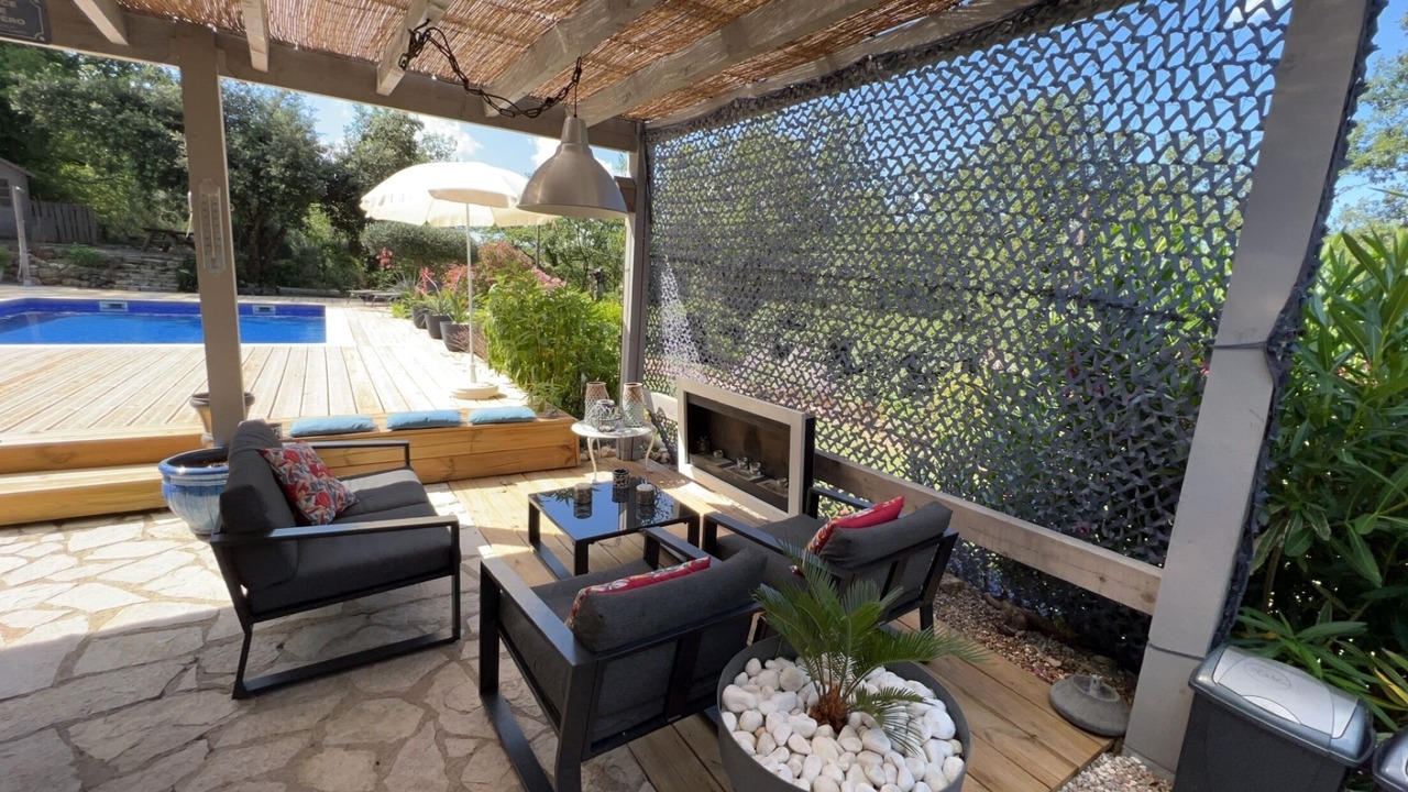 Photo of Patio Balcony in Saint-Paul-en-Foret