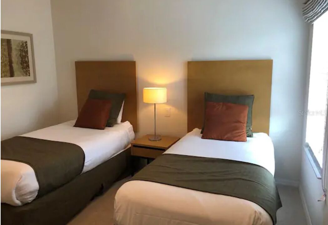 Photo of Bedroom in Sunset Lakes