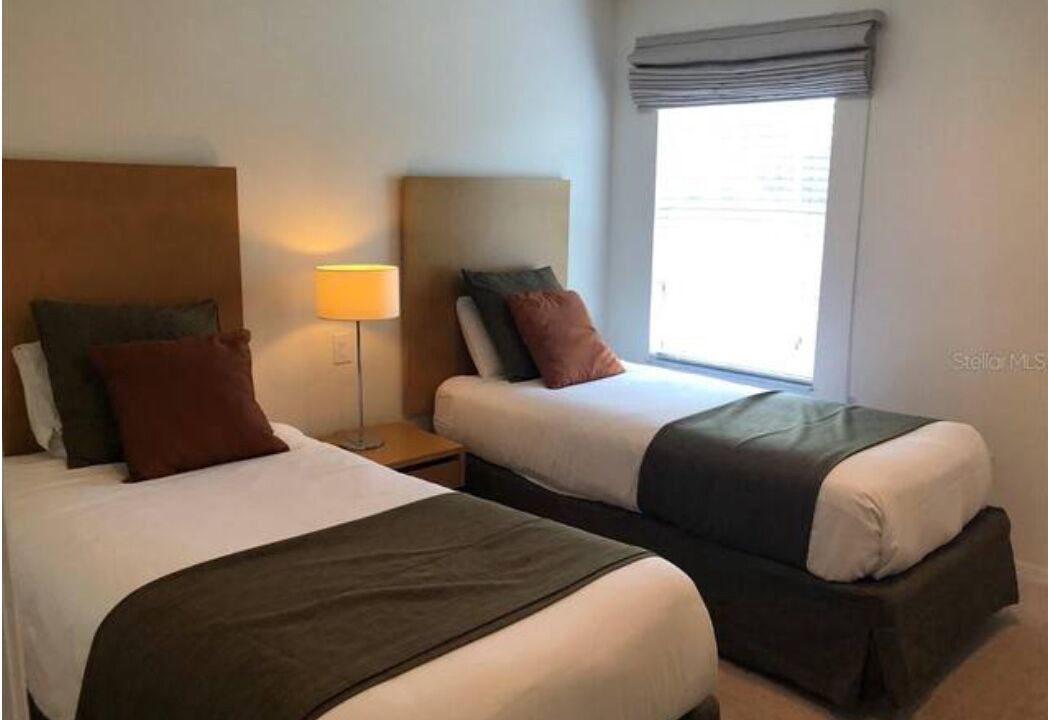 Photo of Bedroom in Sunset Lakes