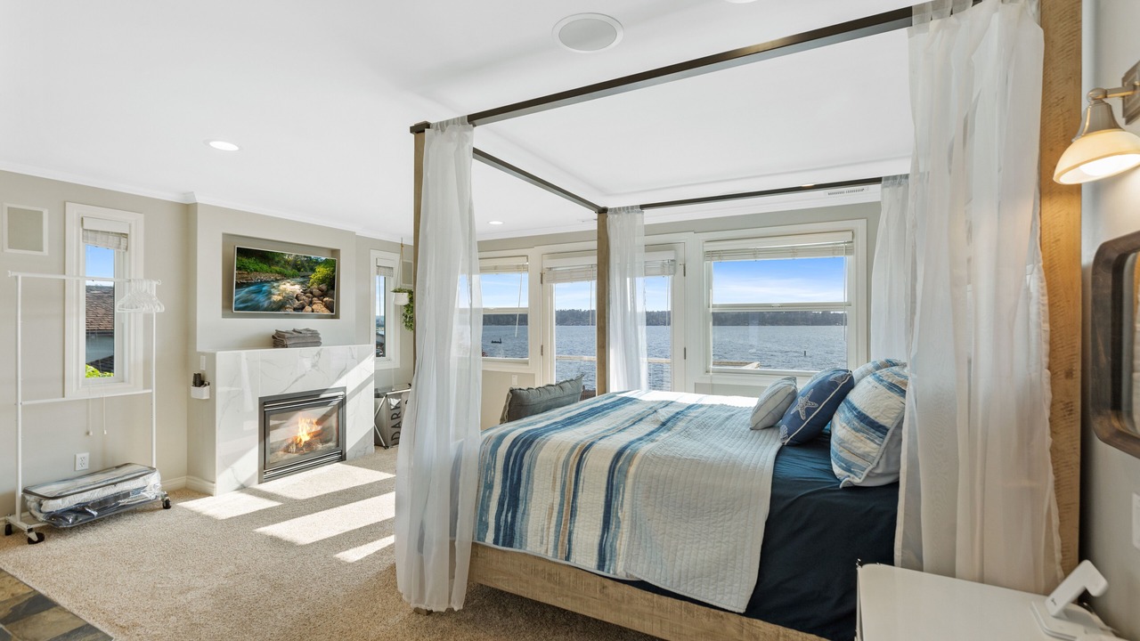 Photo of Bedroom in Lake Stevens