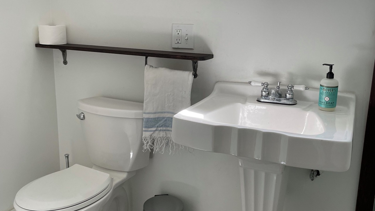 Photo of Bathroom in Hollowville