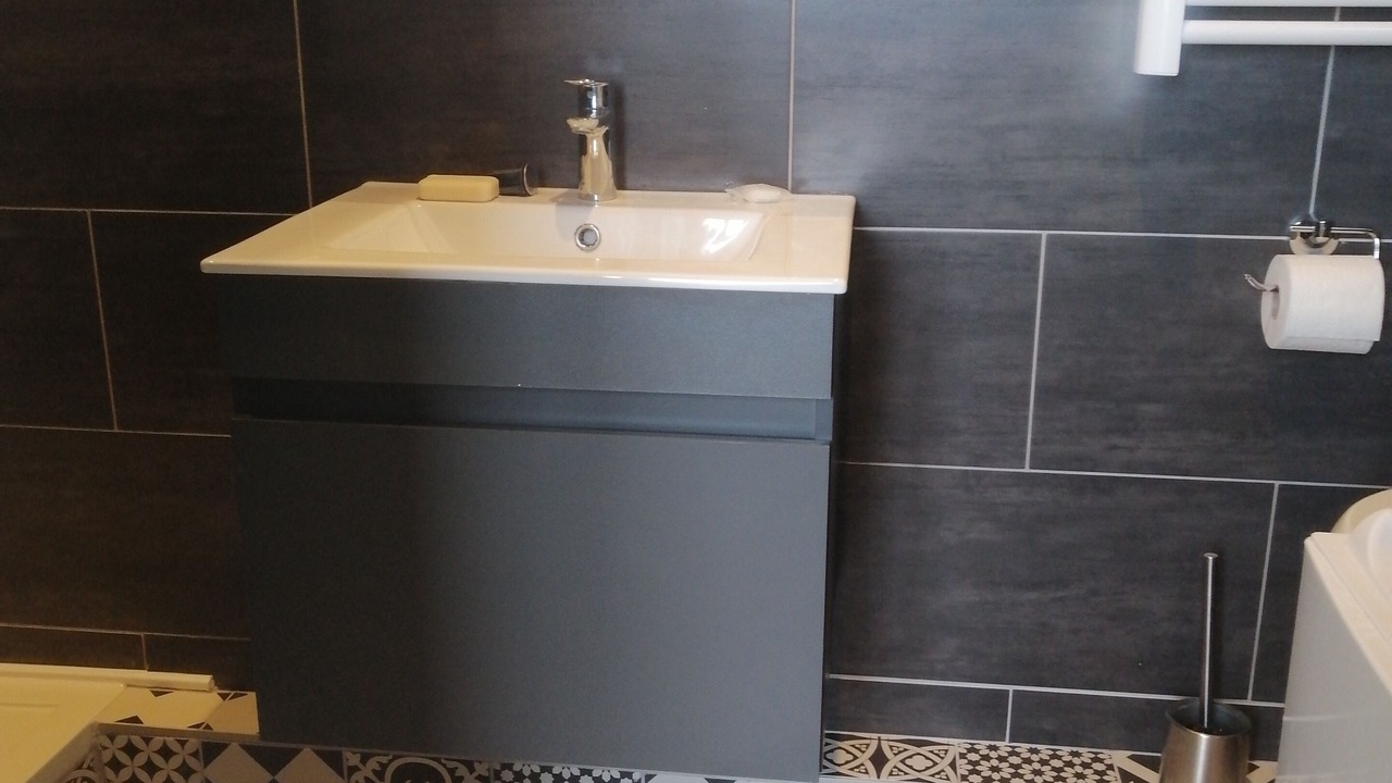 Photo of Bathroom in Hauteville-sur-Mer