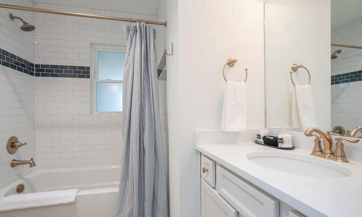 Photo of Bathroom in Donelson Hills