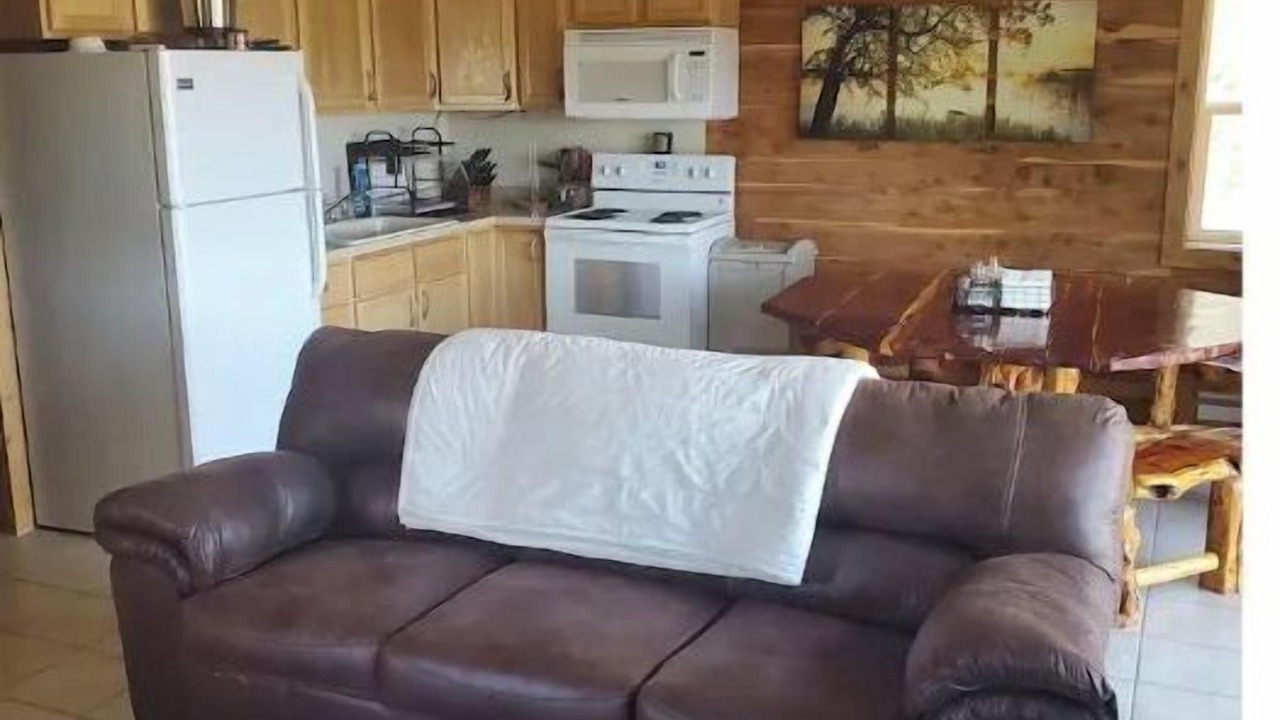 Photo of Livingroom in Wheeler County