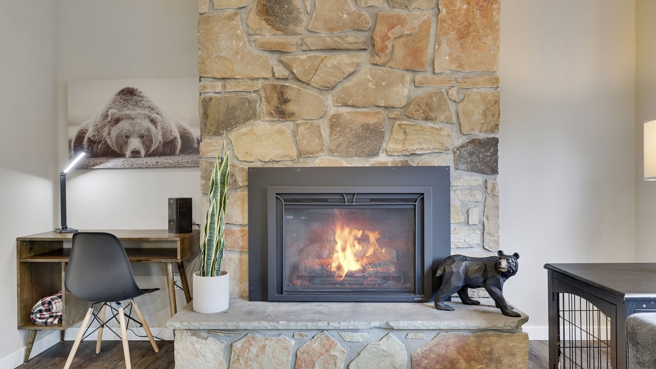 Photo of Livingroom in Lake Harmony Estates