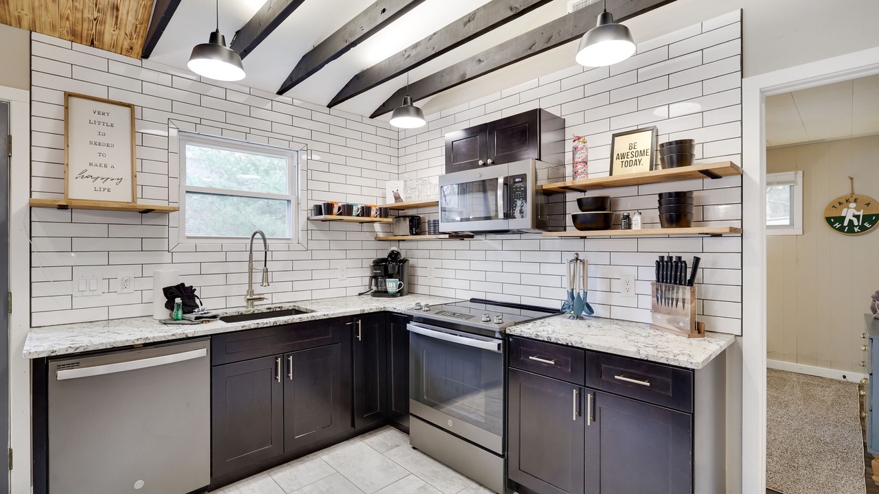 Photo of Kitchen in Lake Harmony Estates
