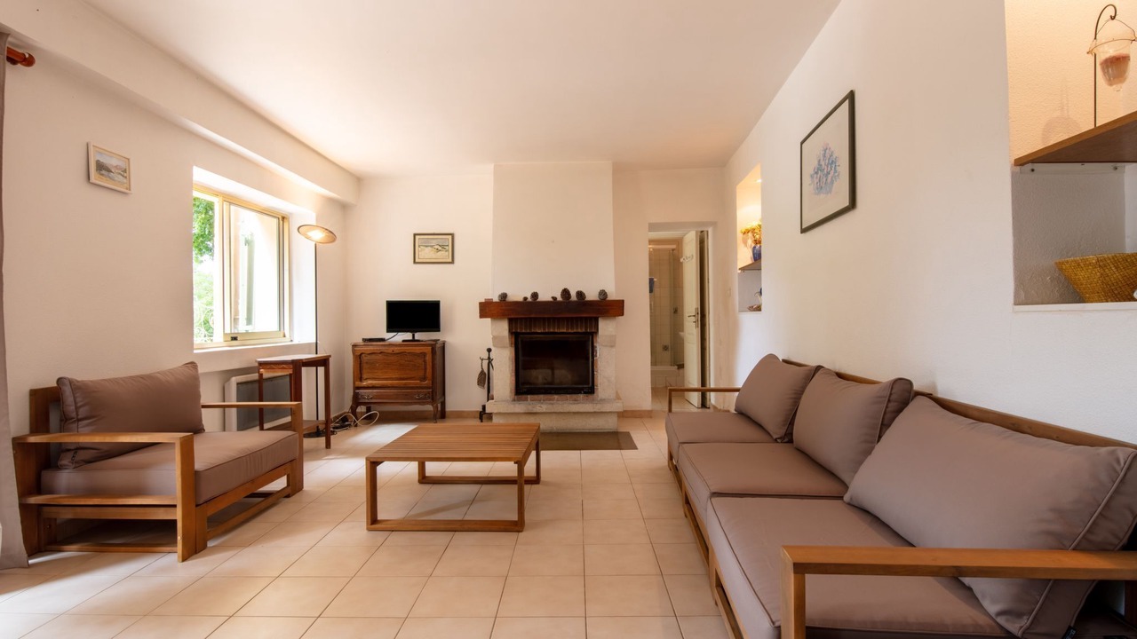 Photo of Livingroom in Besse-sur-Issole