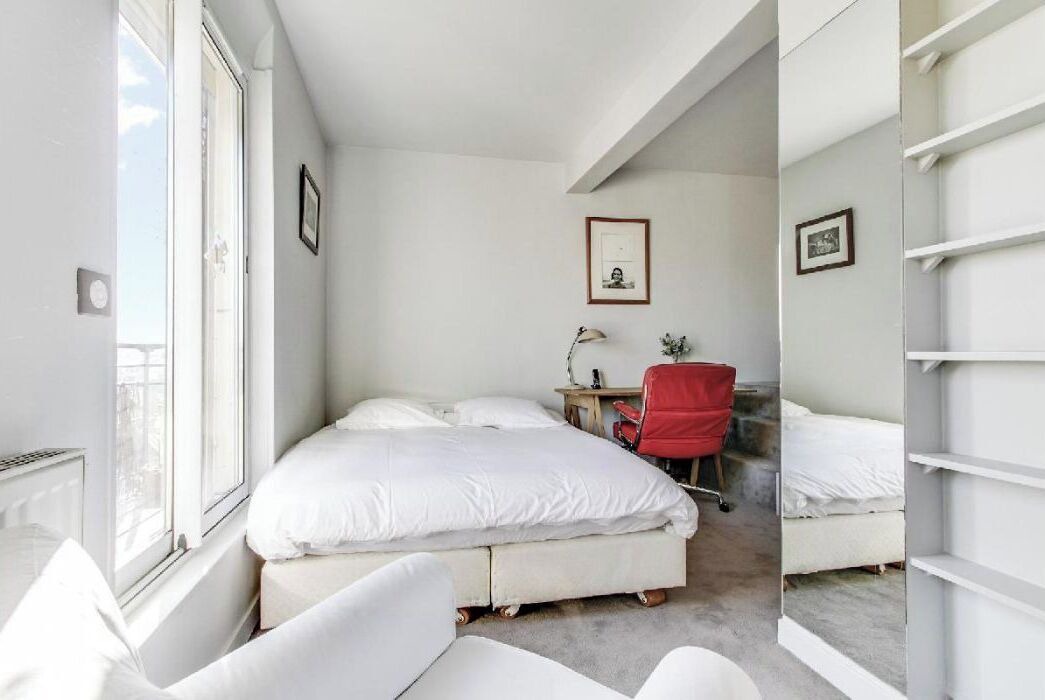 Photo of Bedroom in 6th Arrondissement