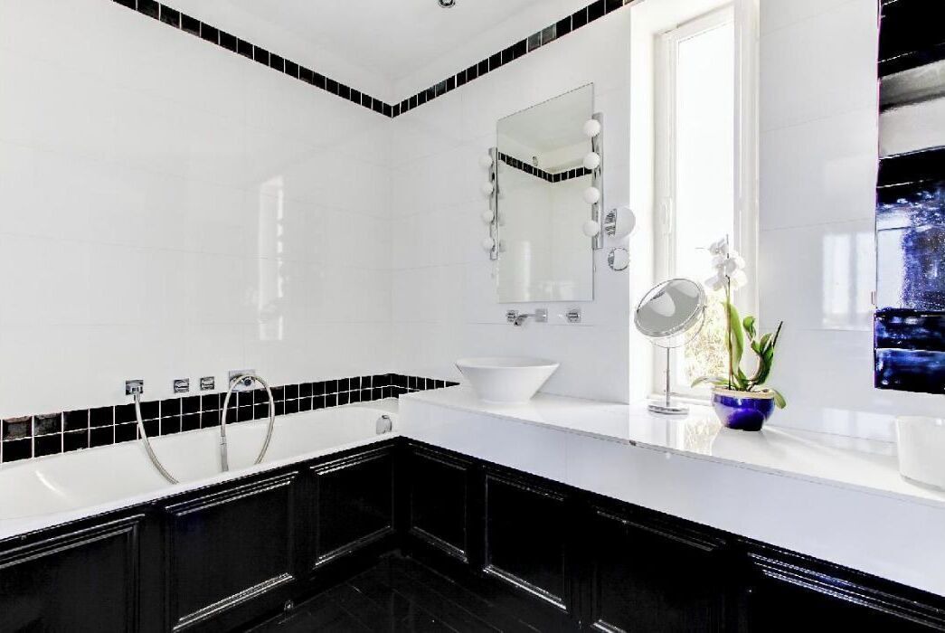 Photo of Bathroom in 6th Arrondissement
