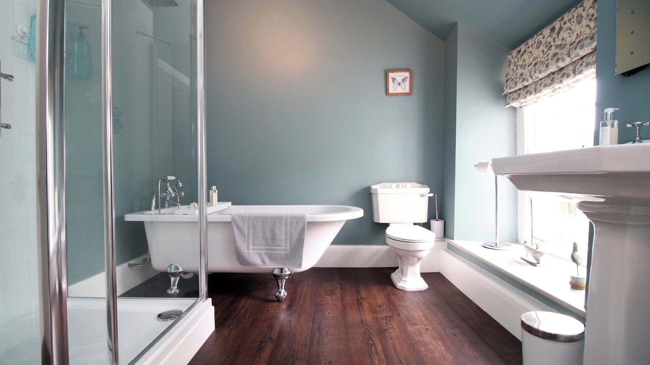 Photo of Bathroom in Camelford