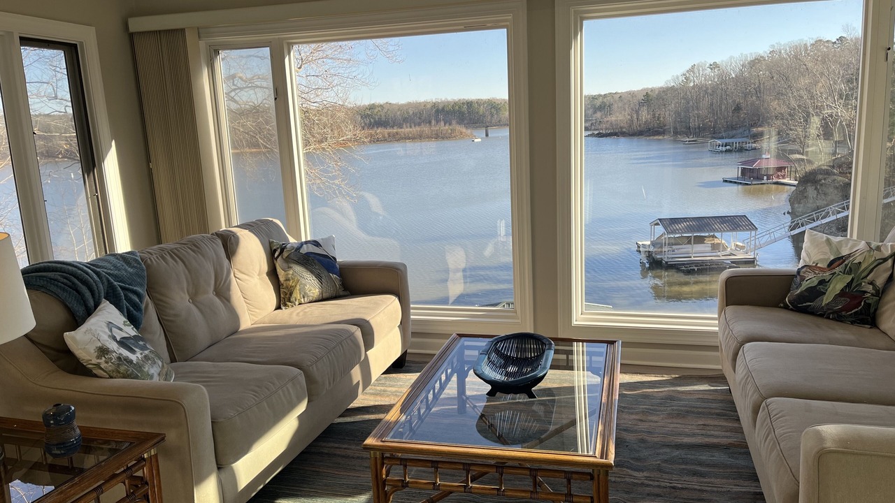 Photo of Livingroom in Clarksville