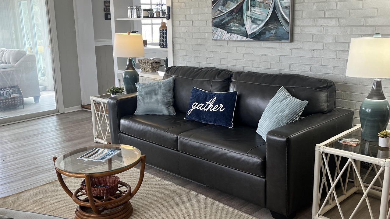 Photo of Livingroom in Clarksville